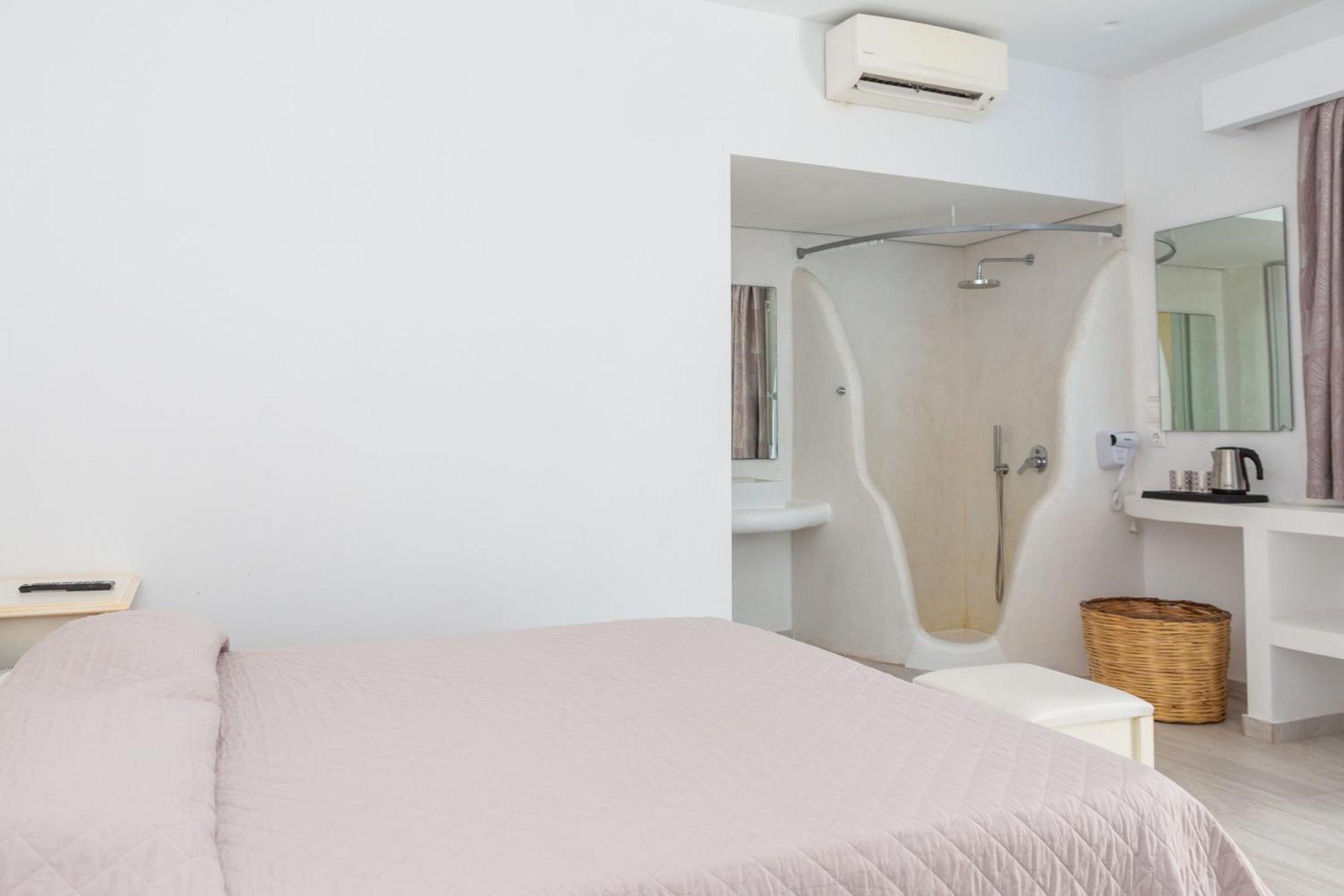 La Villa Rooms Mykonos Town Exterior photo